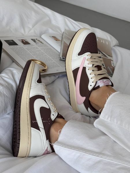 Nike Air Jordan 1 x Travis Scott Low OG Pink Oxford Jordan-02-36 фото