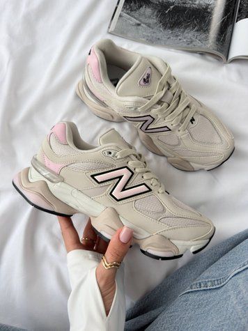 New Balance 9060 Beige Pink 9060-32-36 фото