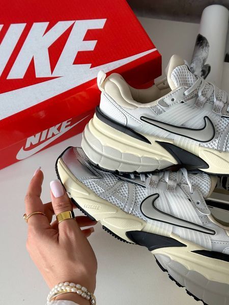 Nike V2K Runtekk White Beige Silver Runtekk-02-36 фото
