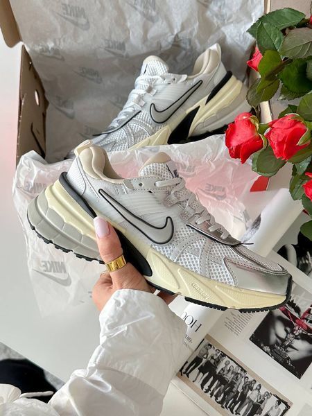 Nike V2K Runtekk White Beige Silver Runtekk-02-36 фото