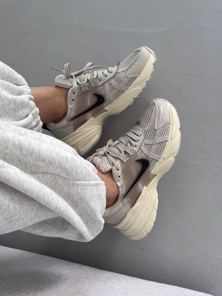 Nike V2K Runtekk Beige Black Runtekk-12-36 фото